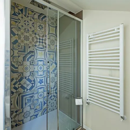 Renovated Penthouse Duomo & Via Torino Apartment Milan