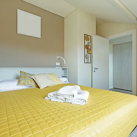 Renovated Penthouse Duomo & Via Torino * Milan